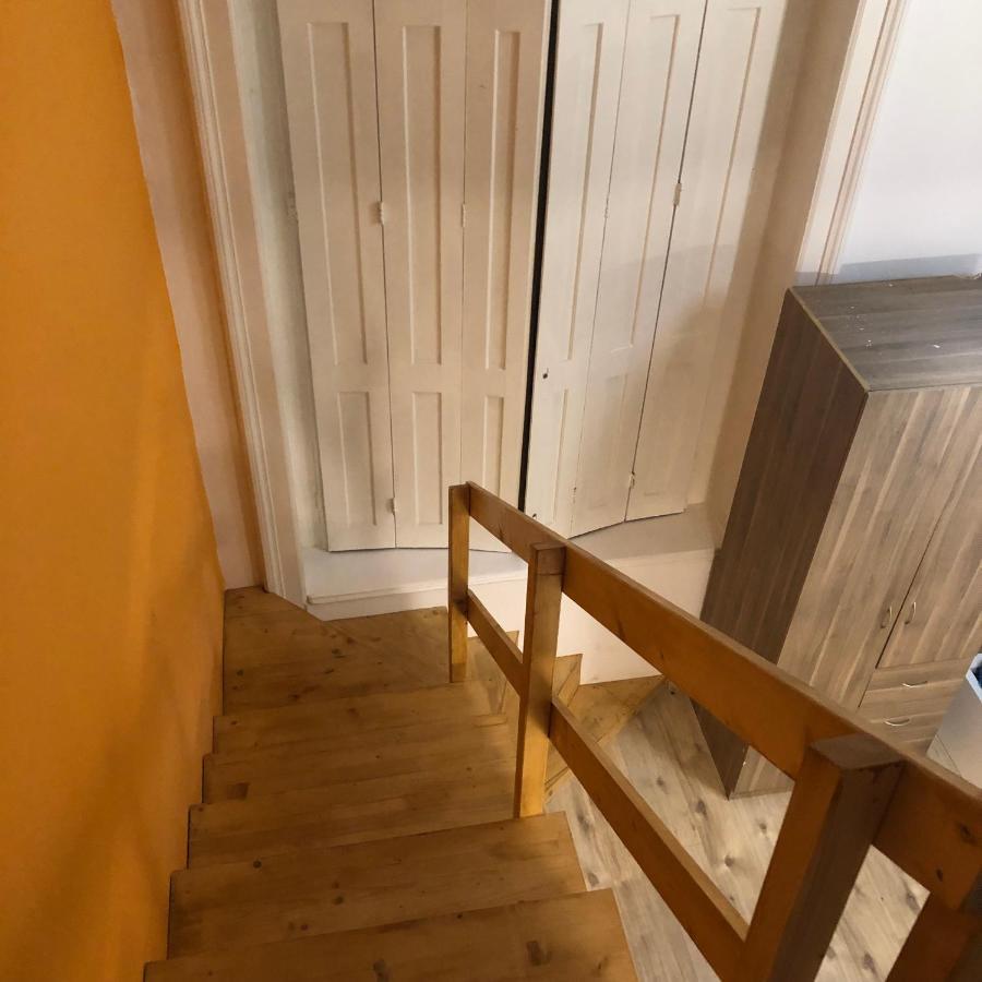 7Dab Rotten 4B3 Contactless Self Check-In Budapest Bagian luar foto